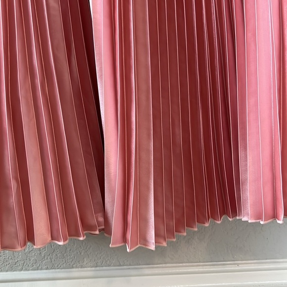 LIDEE Renaissance Dress - Picture 9 of 17